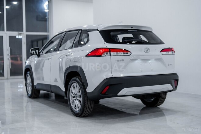 Toyota Corolla Cross-8