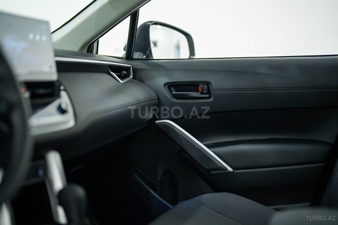 Toyota Corolla Cross-12