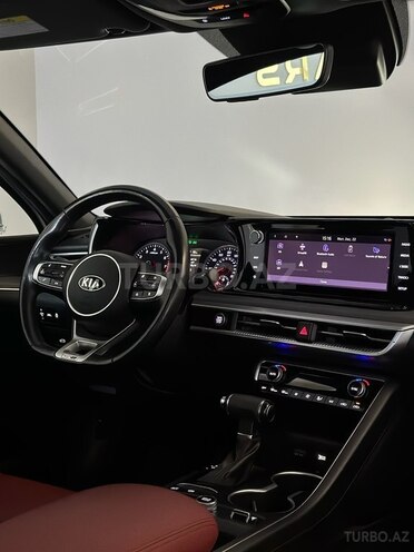 Kia K5-17
