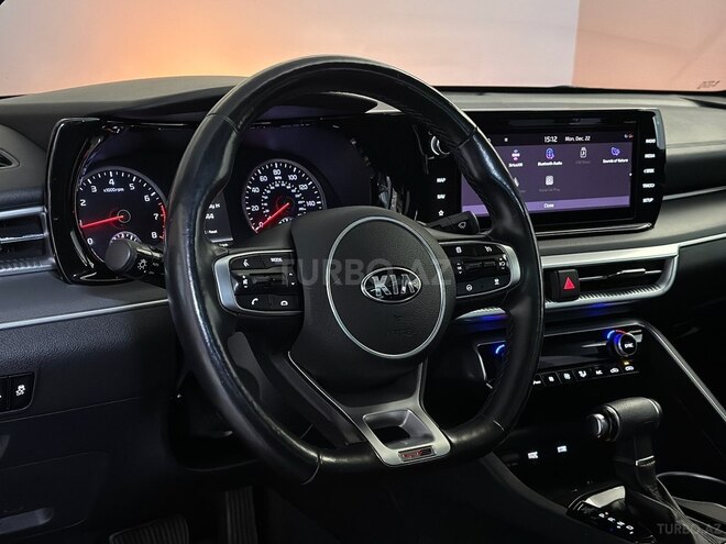 Kia K5-23
