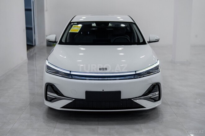 Geely Galaxy A7-3