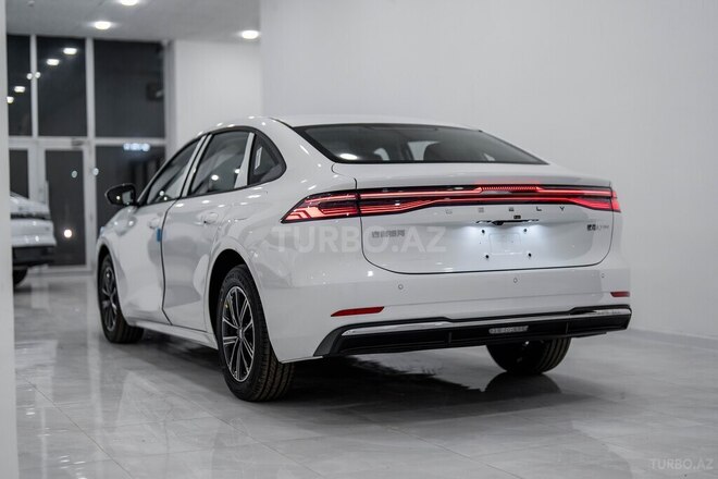 Geely Galaxy A7-6