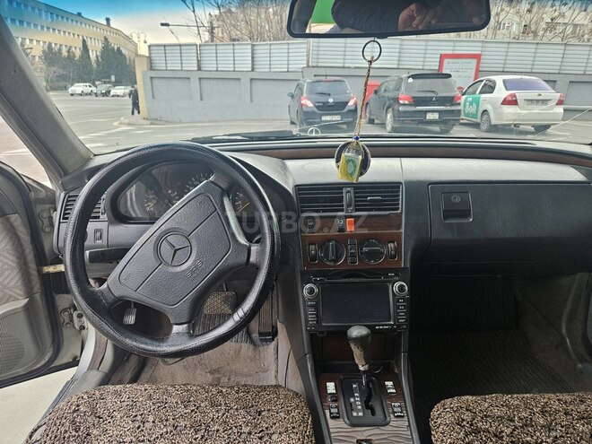 Mercedes C 220 1994, 258,264 km - 2.2 л - Bakı