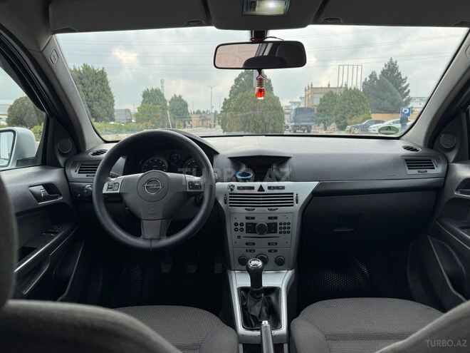 Opel Astra 2009, 275,700 km - 1.4 l - Bakı