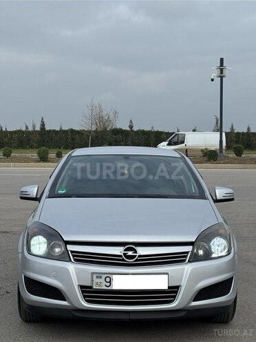 Opel Astra 2009, 275,700 km - 1.4 l - Bakı
