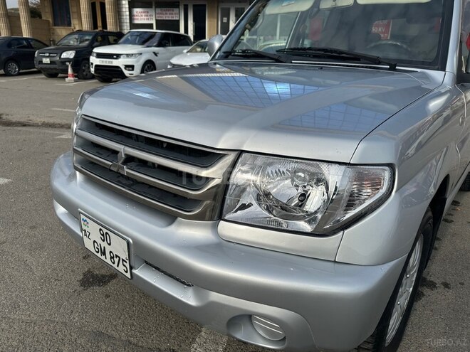 Mitsubishi Pajero io 2004, 249,000 km - 1.8 л - Bakı