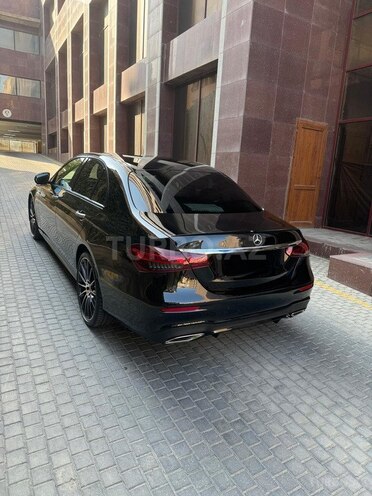 Mercedes E 300-2
