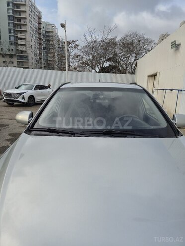 Hyundai Accent-18