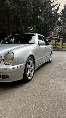 Mercedes E 320 2000, 322,000 km - 3.2 l - Bakı