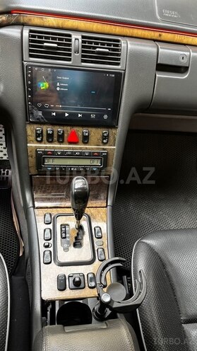 Mercedes E 320 2000, 322,000 km - 3.2 l - Bakı