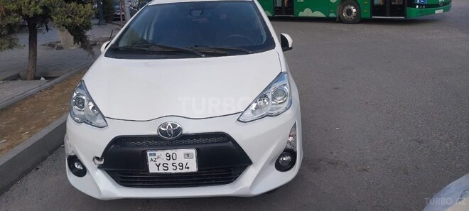 Toyota Aqua 2017, 112,000 km - 1.5 l - Bakı