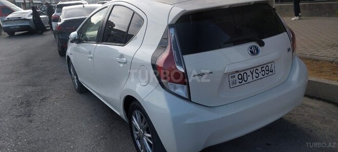 Toyota Aqua 2017, 112,000 km - 1.5 l - Bakı