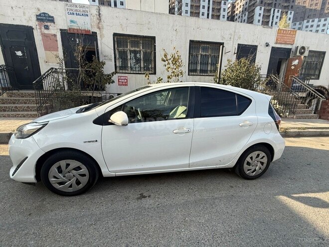 Toyota Aqua 2017, 112,000 km - 1.5 l - Bakı