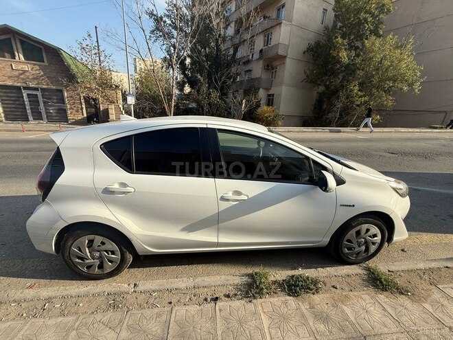 Toyota Aqua 2017, 112,000 km - 1.5 l - Bakı
