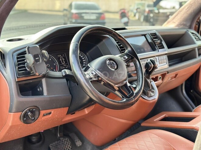 Volkswagen Transporter 2018, 156,400 km - 2.0 л - Bakı
