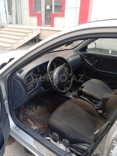Hyundai Elantra 2001, 210,000 km - 2.0 l - Bakı