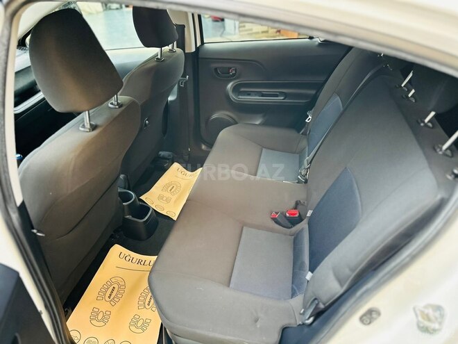 Toyota Aqua 2021, 27,930 km - 1.5 l - Bakı