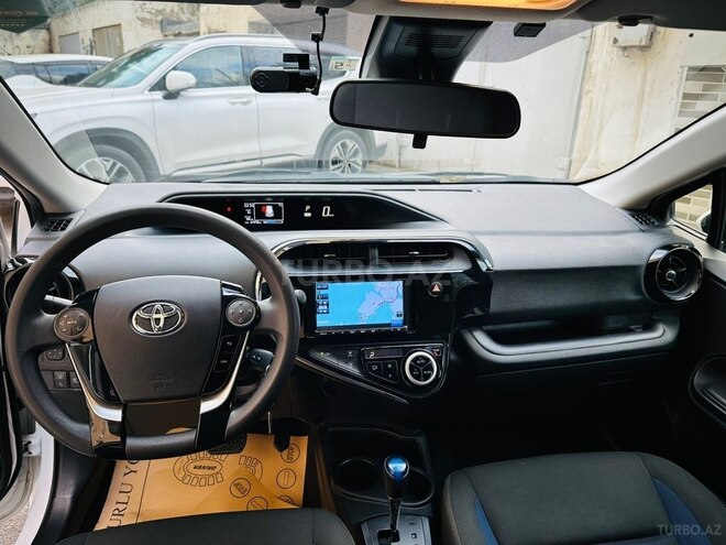 Toyota Aqua 2021, 27,930 km - 1.5 l - Bakı