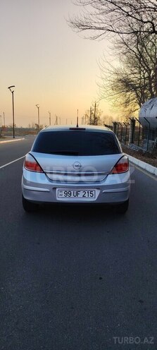 Opel Astra 2005, 283,000 km - 1.4 l - Şəki