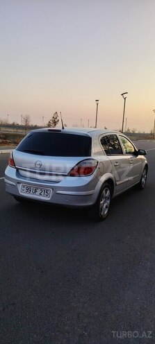 Opel Astra 2005, 283,000 km - 1.4 l - Şəki