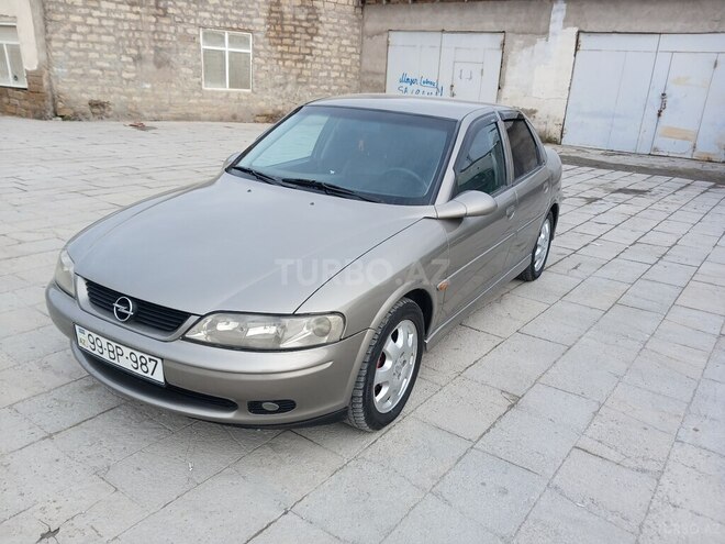 Opel Vectra 1999, 350,000 km - 2.0 l - Sumqayıt