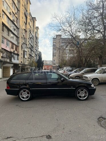 Mercedes C 240 1999, 333,000 km - 2.4 l - Bakı