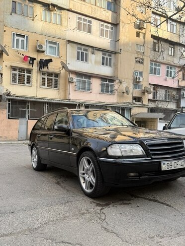 Mercedes C 240 1999, 333,000 km - 2.4 l - Bakı