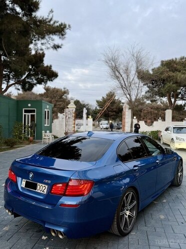 BMW M5 2013, 89,999 km - 4.4 l - Bakı