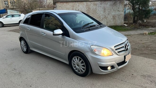 Mercedes B 170 2009, 178,400 km - 1.7 l - Sumqayıt