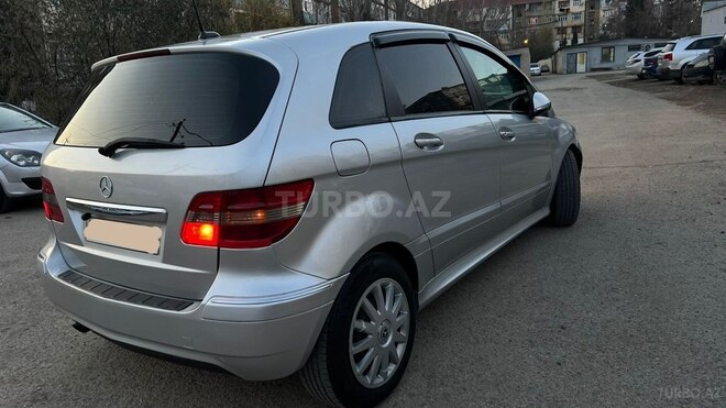 Mercedes B 170 2009, 178,400 km - 1.7 l - Sumqayıt