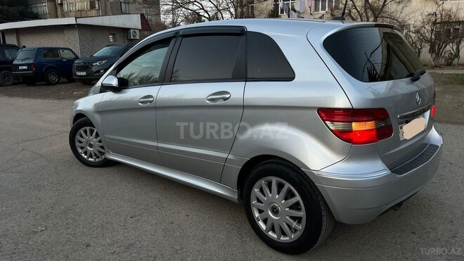 Mercedes B 170 2009, 178,400 km - 1.7 l - Sumqayıt