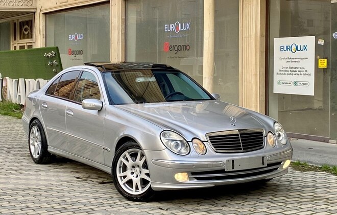 Mercedes E 270 2002, 310,000 km - 2.7 л - Bakı
