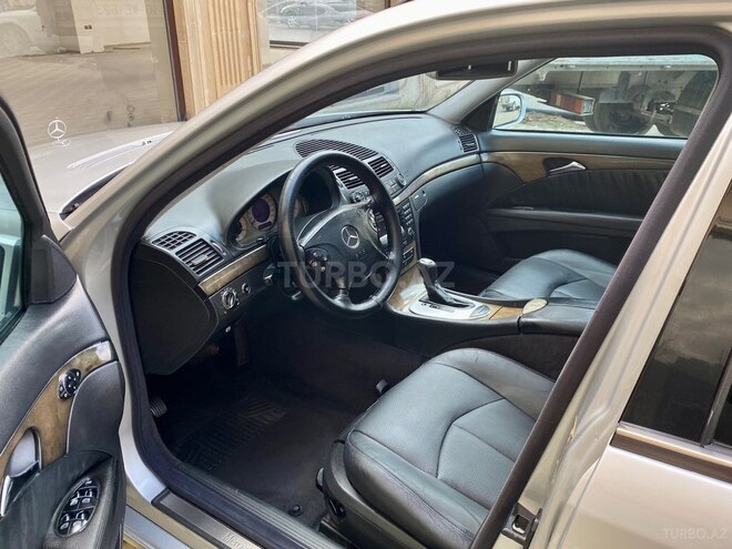 Mercedes E 270 2002, 310,000 km - 2.7 л - Bakı