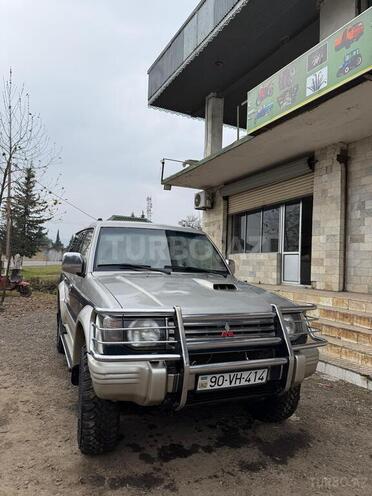 Mitsubishi Pajero 1996, 506,000 km - 2.8 л - Astara