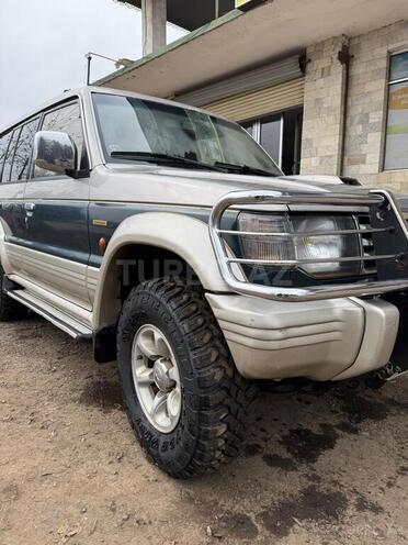 Mitsubishi Pajero 1996, 506,000 km - 2.8 л - Astara