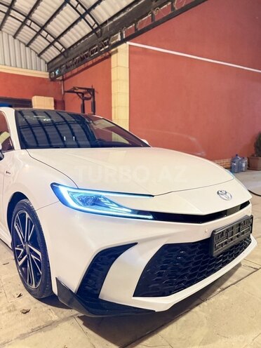 Toyota Camry 2024, 4,500 km - 2.0 л - Bakı