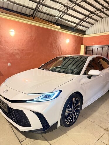Toyota Camry 2024, 4,500 km - 2.0 л - Bakı