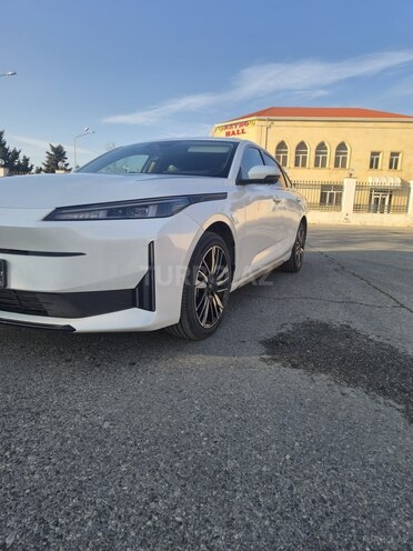 Changan Qiyuan A05 2025, 14,400 km - 1.5 л - Bakı