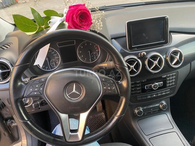 Mercedes B 180 2012, 130,000 km - 1.6 l - Bakı