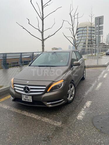 Mercedes B 180 2012, 130,000 km - 1.6 l - Bakı