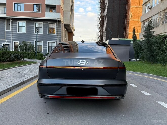 Hyundai Azera 2023, 31,500 km - 1.6 l - Bakı