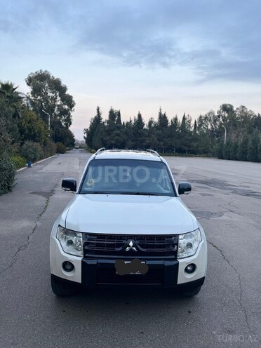 Mitsubishi Pajero 2007, 291,200 km - 3.0 l - Sabirabad