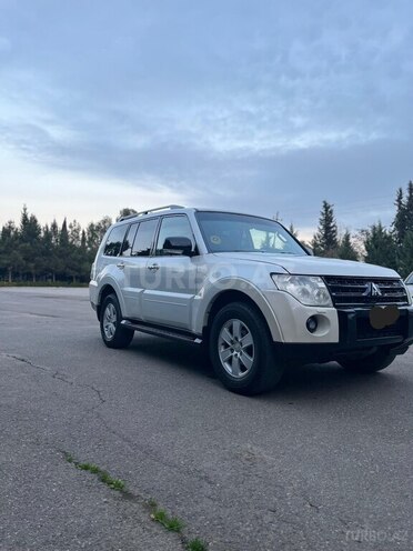 Mitsubishi Pajero 2007, 291,200 km - 3.0 l - Sabirabad