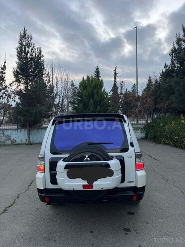Mitsubishi Pajero 2007, 291,200 km - 3.0 l - Sabirabad