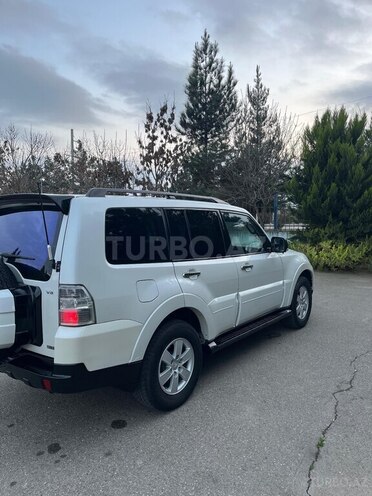 Mitsubishi Pajero 2007, 291,200 km - 3.0 l - Sabirabad