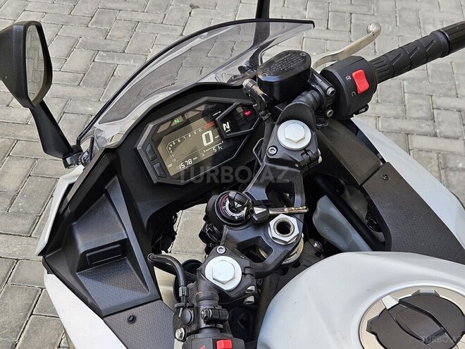 Kawasaki Ninja 500-6