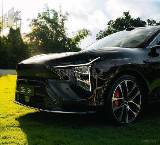 IM LS6 EREV-12