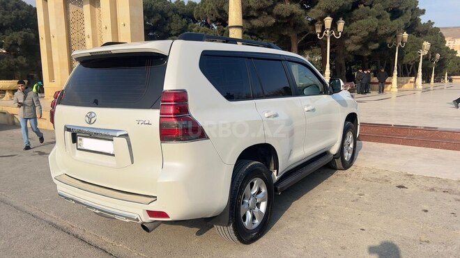 Toyota Land Cruiser Prado 2010, 147,760 km - 2.7 л - Bakı