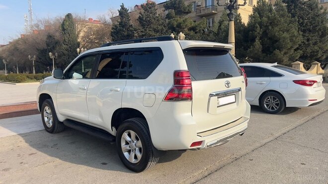 Toyota Land Cruiser Prado 2010, 147,760 km - 2.7 л - Bakı
