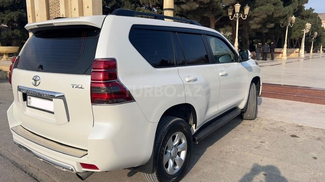 Toyota Land Cruiser Prado 2010, 147,760 km - 2.7 л - Bakı